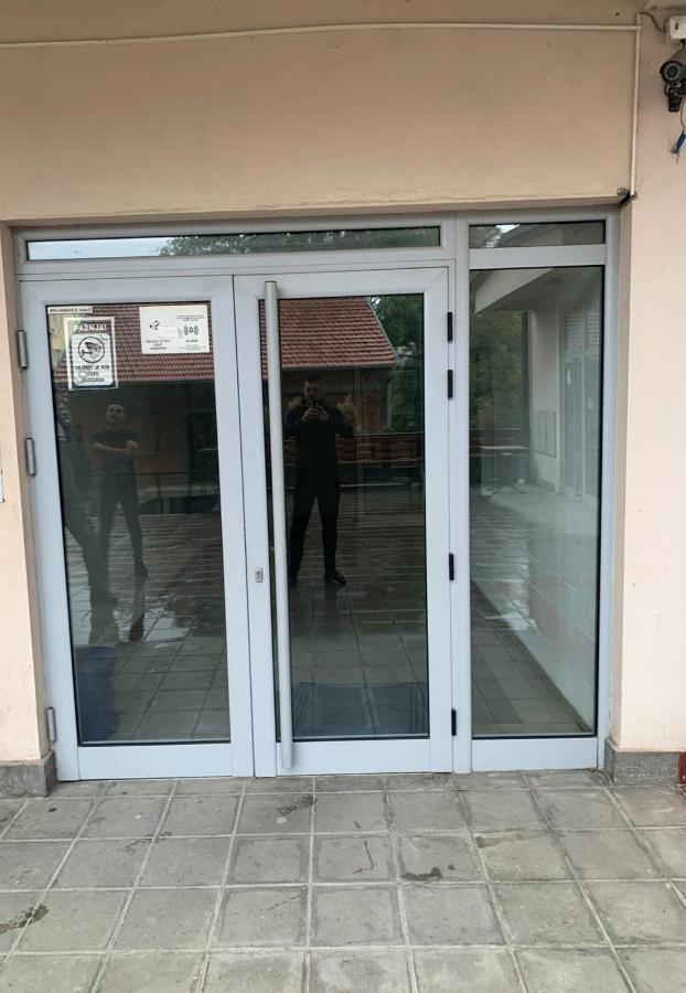 דירות Zara Apartman Krusevac - Centar מראה חיצוני תמונה